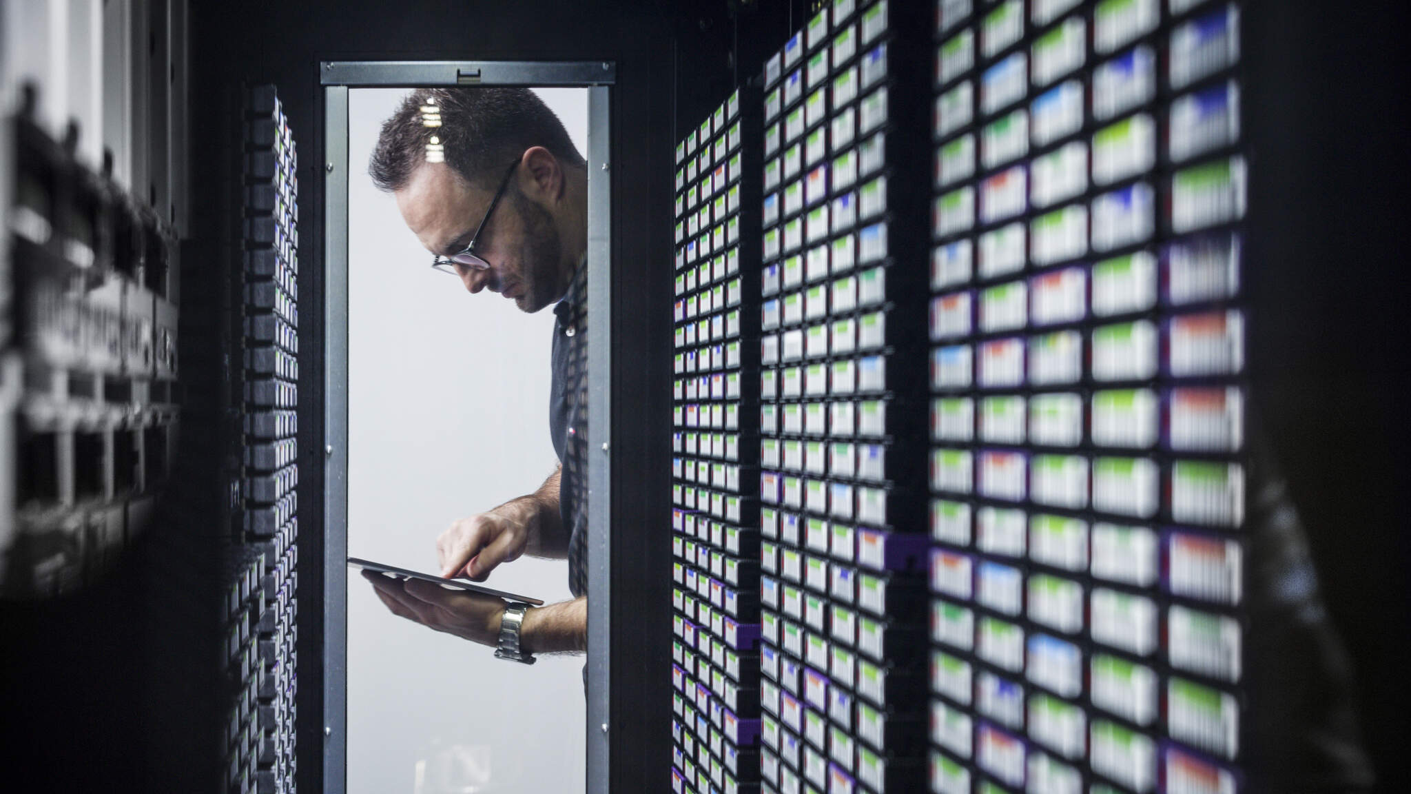 The key to accurate quantity planning and control lies at the very beginning of the logistics process chain—in the shipment data that the sender transmits to their logistics partner.